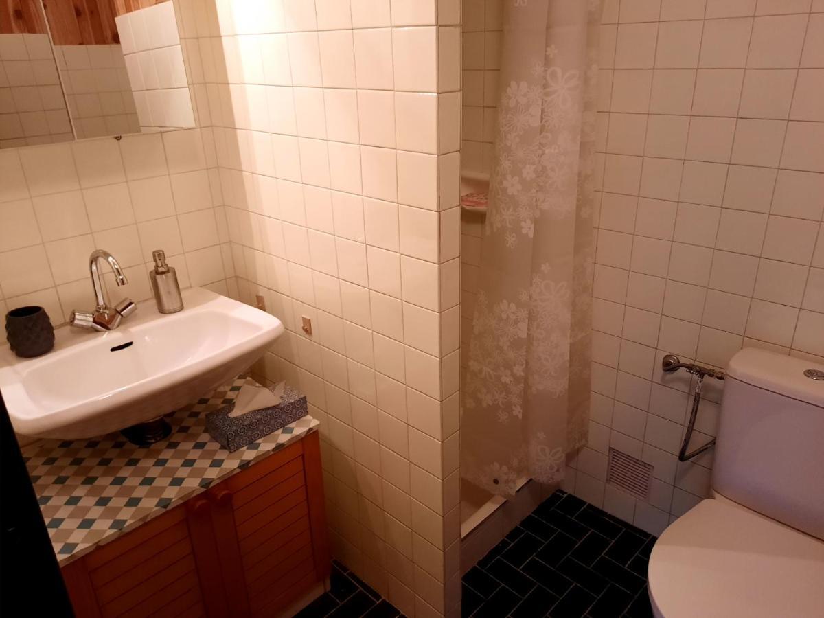Studio rénové au cœur du village Saint-Martin-Vésubie Esterno foto